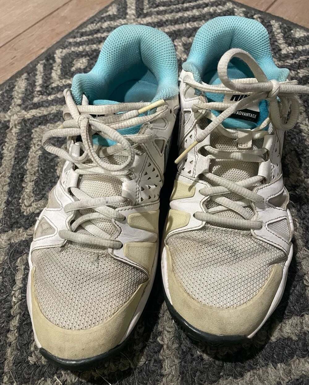 Nike Air Vapor Advantage White Turquoise Tennis Shoes